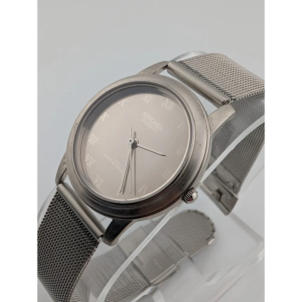 Sekonda Watch Women 31mm Case‎ Silver Mesh Metal Adjustable Band- New Battery